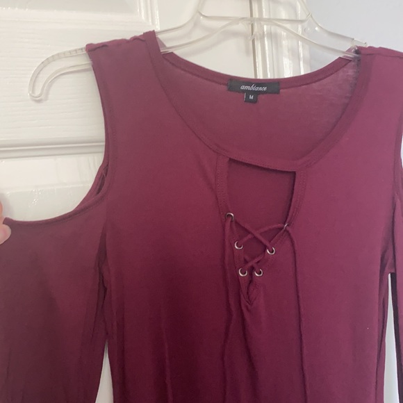 AmbianceCold-shoulderLongSleeveShirt-NWOT! - Picture 3 of 5
